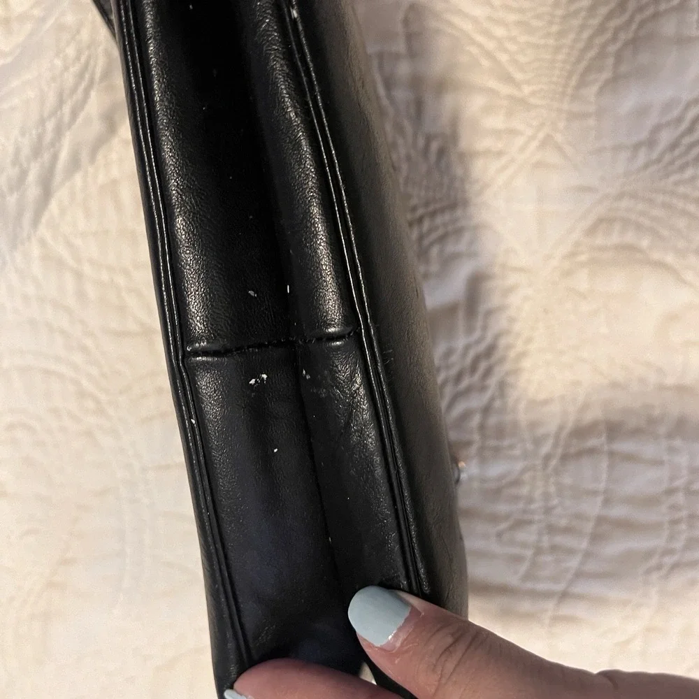 Vintage 90s Black Leather Shoulder Handbag Rectangle Minimalist Classy Old Money